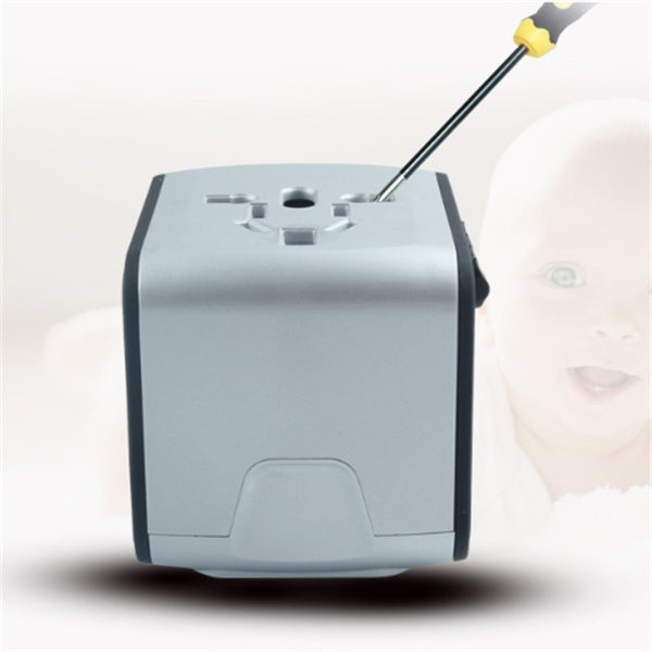 Multinational Travel USB Charger – 4-in-1 Socket & Universal Adapter
